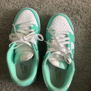 green glow dunk lows